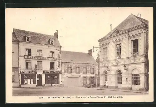 AK Ecommoy, Place de la République l`Hôtel de Ville