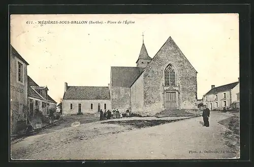 AK Méziéres-sous-Ballon, Place de l'Église