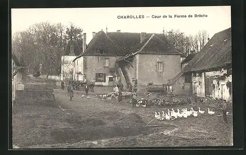 AK Charolles, Cour de la Ferme de Brèche