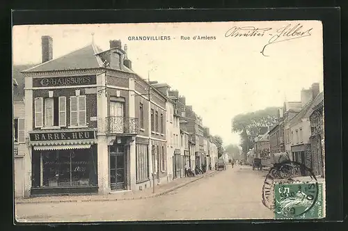 AK Grandvilliers, Rue d`Amiens, Strassenpartie