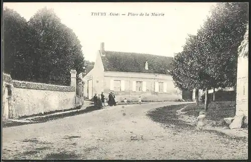 AK Thury, Place de la Mairie