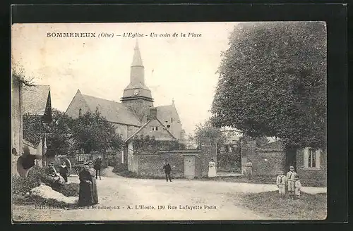 AK Sommereux, L`Eglise, Un coin de la Place