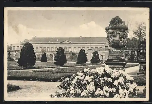 AK Hannover, Frühling im Herrenhäuser Garten, Schloss