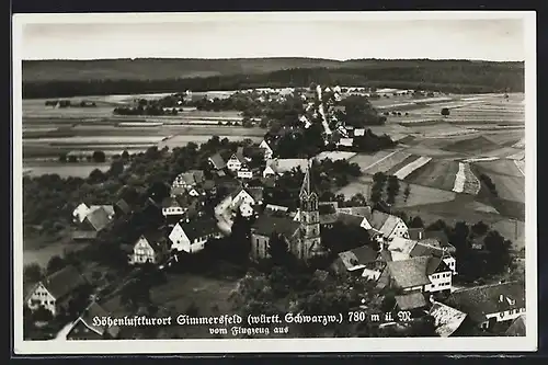 AK Simmersfeld /Württ. Schwarzw., Teilansicht mit Kirche, Fliegeraufnahme