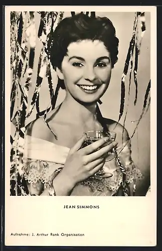 AK Schauspielerin Jean Simmons mit einem Glas in der Hand