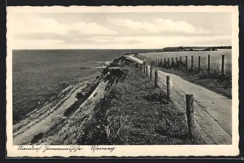 AK Travemünde, Niendorf-Hermannshöhe, auf dem Uferweg