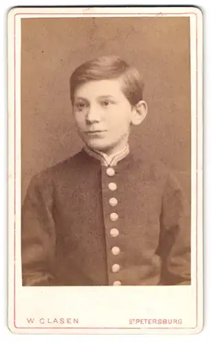 Fotografie W. Clasen, St. Petersburg, Junger Soldat in Uniform