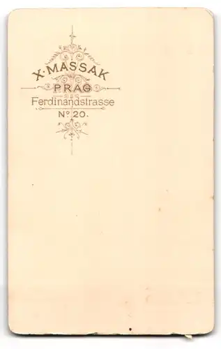 Fotografie X. Massak, Prag, Ferdinandstr. 20, Bürgerlicher Herr mit Schnauzbart