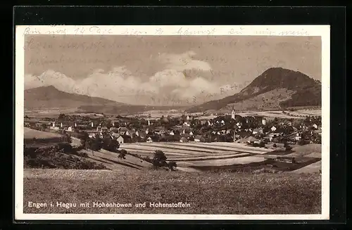 AK Engen i. Hegau, Gesamtansicht mit Hohenhöwen und Hohenstoffeln