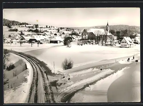 AK Häusern /Hochschwarzwald, Ortsansicht im Winter