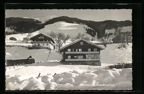 AK Salzburg, Pension und Gasthaus Bergfried im Schnee