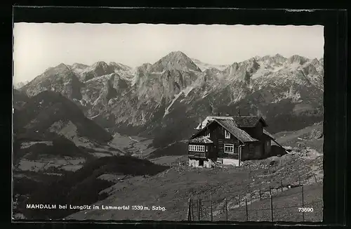 AK Mahdalm bei Lungötz, Mahdalmhütte mit Bergen