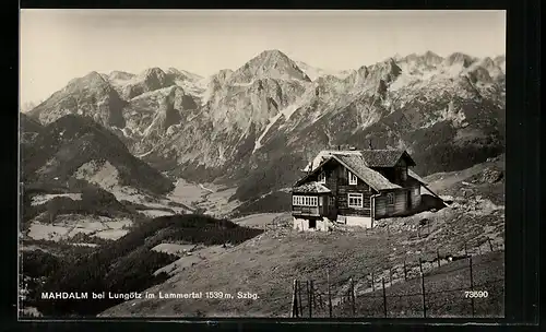 AK Mahdalm bei Lungötz, Mahdalmhütte mit Bergen