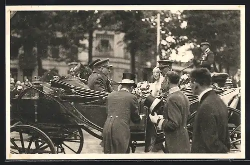 AK Mons, Königliche Familie von Belgien zu Besuch 1930