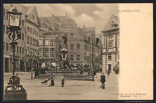 AK Augsburg, Augustusbrunnen mit Passanten