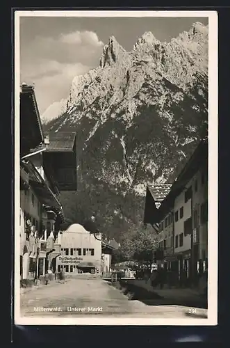 AK Mittenwald, Unterer Markt mit Bergblick