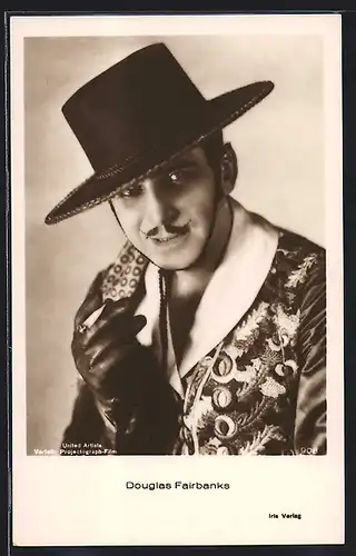 AK Schauspieler Douglas Fairbanks mit Hut und Handschuhen