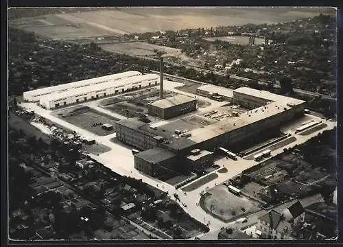 AK Bremen, Luftaufnahme der Rauchtabak-Fabrik und Zigaretten-Fabrik Brinkmann G.m.b.H.