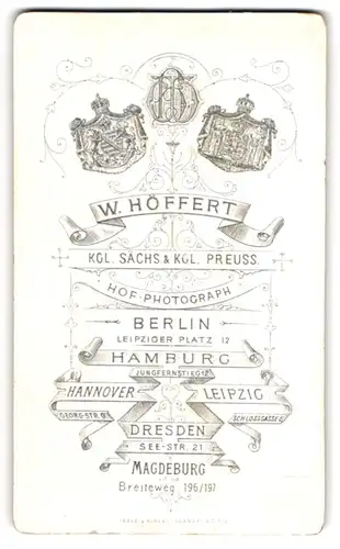 Fotografie W. Höffert, Berlin, Königlich Wappen neben Monogramm des Fotografen und Anschirft der Ateliers