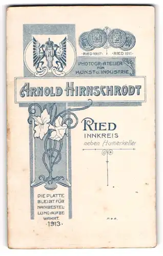 Fotografie Arnold Hirnschrodt, Ried / Innkreis, Medaillen und königliches Wappen