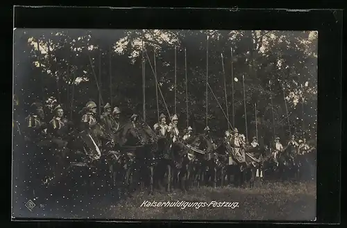 AK Kaiserhuldigungs-Festzug, Ritter mit Lanzen