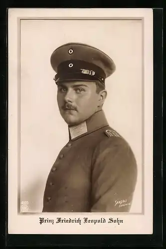 AK Porträtbild von Prinz Friedrich Leopold Sohn von Preussen in Uniform