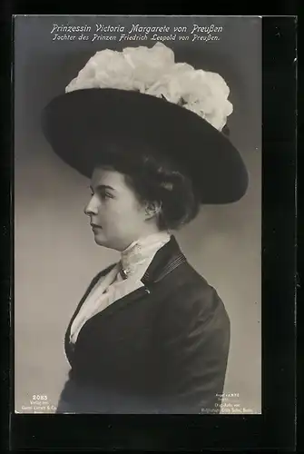 AK Prinzessin Victoria Margarete von Preussen, Tochter des Prinzen Friedrich Leopold, Profilportrait mit Hut