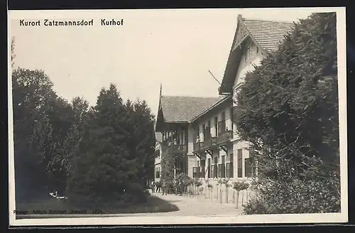 AK Bad Tatzmannsdorf, Blick in den Kurhof