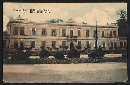 AK Tarcsafürdö, Vorderansicht des Hotel Batthyanyi