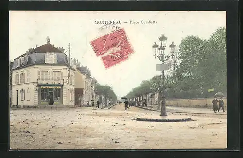 AK Montereau, Place Gambetta, Strassenpartie