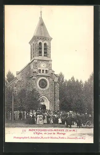 AK Montceaux-les-Meaux, L`Eglise, un jour de Mariage