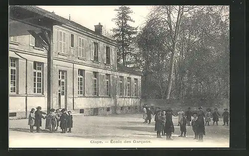 AK Claye, Ecole des Garcons