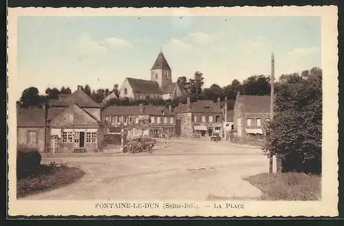 AK Fontaine-le-Dun, la Place