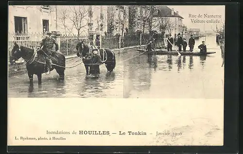AK Houilles, Le Tonkin, Inondations 1910, Rue de Nanterre, Voiture enlizée