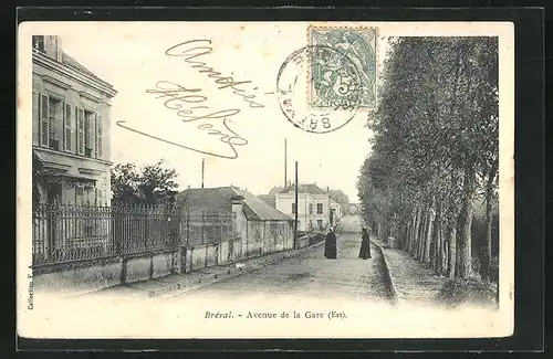 AK Brèval, Avenue de la Gare, Strassenpartie