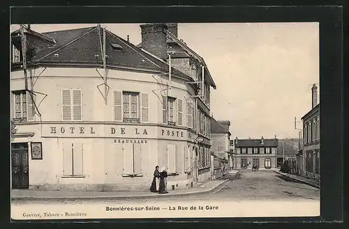 AK Bonnières-sur-Seine, La Rue de la Gare