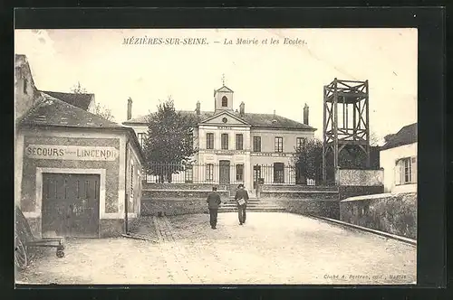 AK Mézières-sur-Seine, La Mairie et les Ecoles