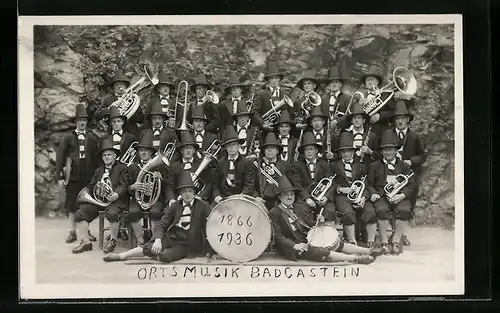 AK Badgastein, Ortsmusik 1866-1936, Musikkapelle mit Instrumenten