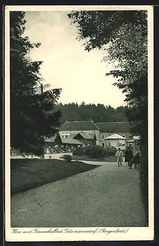 AK Tatzmannsdorf, Kurplatz mit Quellengebäude