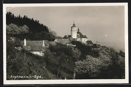 AK Forchtenau, Ortsansicht mit Blick auf Schloss Forchtenstein