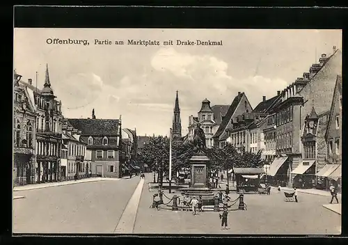 AK Offenburg, Partie am Marktplatz mit Drake-Denkmal