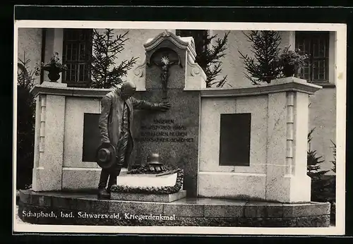 AK Schapbach im badischen Schwarzwald, Blick zum Kriegerdenkmal aus dem 1. Weltkrieg