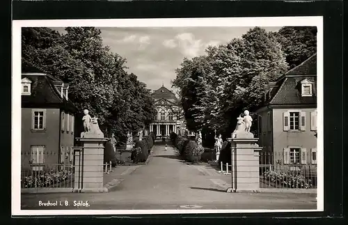 AK Bruchsal i. B., Strasse zum Schloss