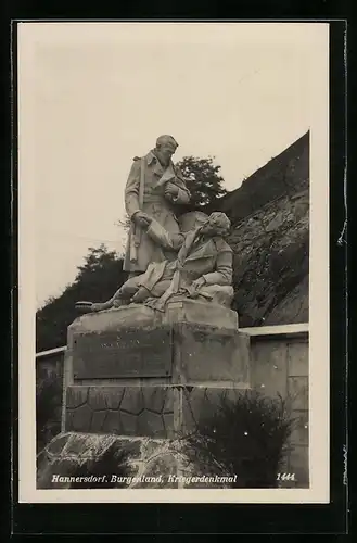AK Hannersdorf, Am Kriegerdenkmal