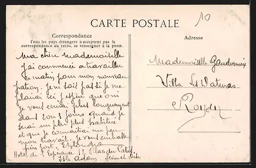 AK Stors, Le Tapis Vert