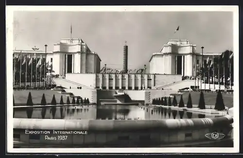 AK Paris, Exposition internationale 1937, les Bassins du Trocadero