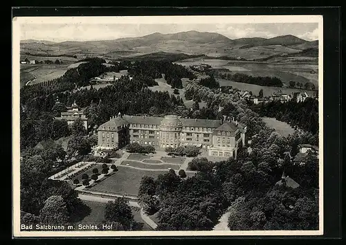 AK Bad Salzbrunn, Schlesischer Hof, Luftbild