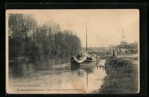 AK Issy-les-Moulineaux, La Seine