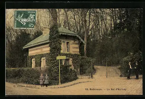 AK Robinson, Le Val d`Aulnay