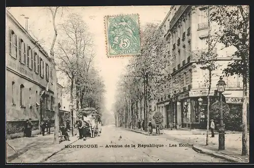 AK Montrouge, Avenue de la Rèpublique-Les Ecoles